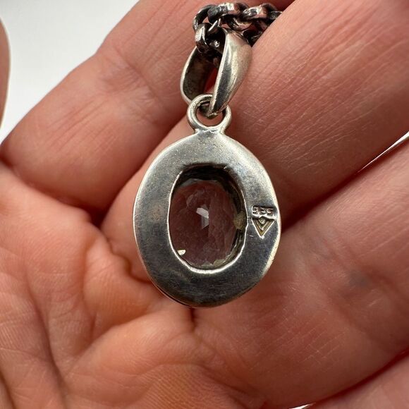 Genuine Silpada oval cut blue topaz and sterling silver necklace! - Picture 9 of 15